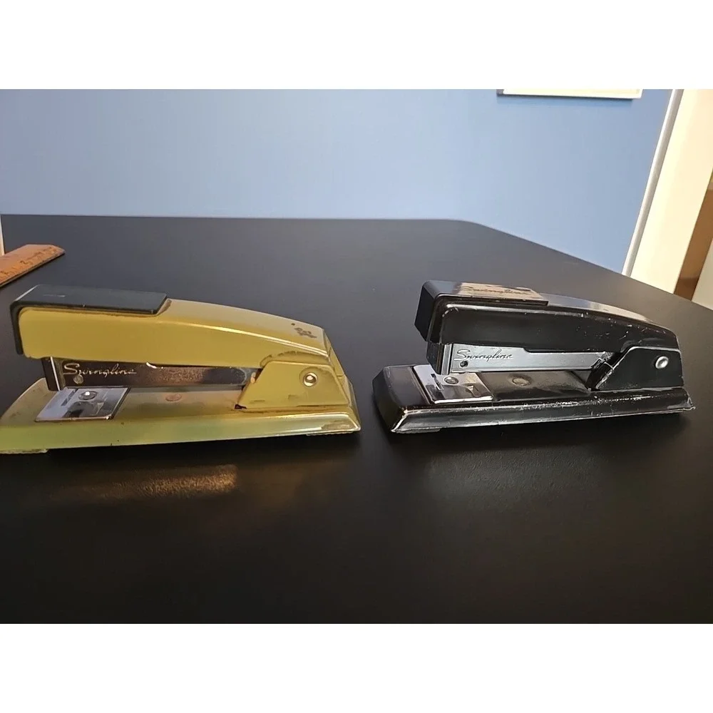 2 Vtg Swingline Model 711 Black Green Desktop 5